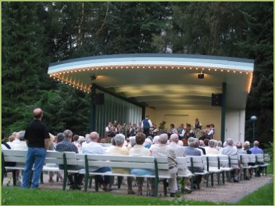 Agentur fr Zimmervermittlung Bad Waldliesborn - Tourismus - Konzert